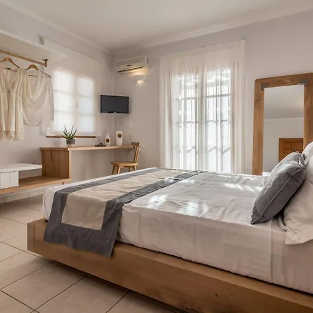 Apart Otel Konstantinos Adamantas (Milos)