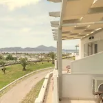 Konstantinos 3*