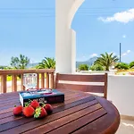 Konstantinos 3*