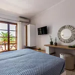 Aparthotel Konstantinos Adamantas (Milos)