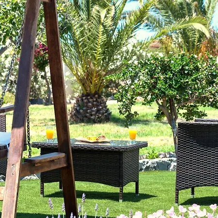 Hotel apartamentowy Konstantinos 3*