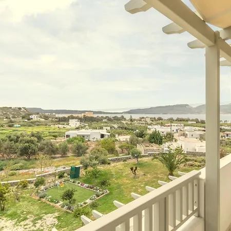 Konstantinos 3* Adamantas (Milos)