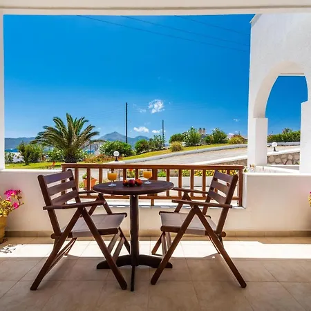 Aparthotel Konstantinos 2*