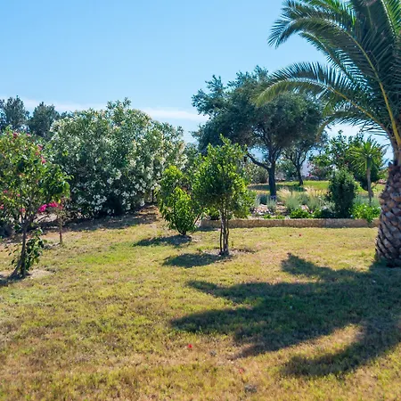 Hotel apartamentowy Konstantinos Adamantas (Milos)