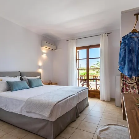 Konstantinos Aparthotel Adamantas (Milos)