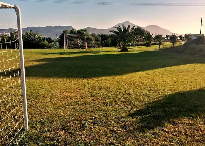 Konstantinos Aparthotel Adamantas (Milos)