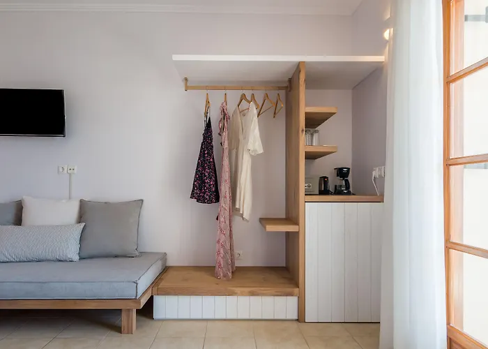 Konstantinos Aparthotel